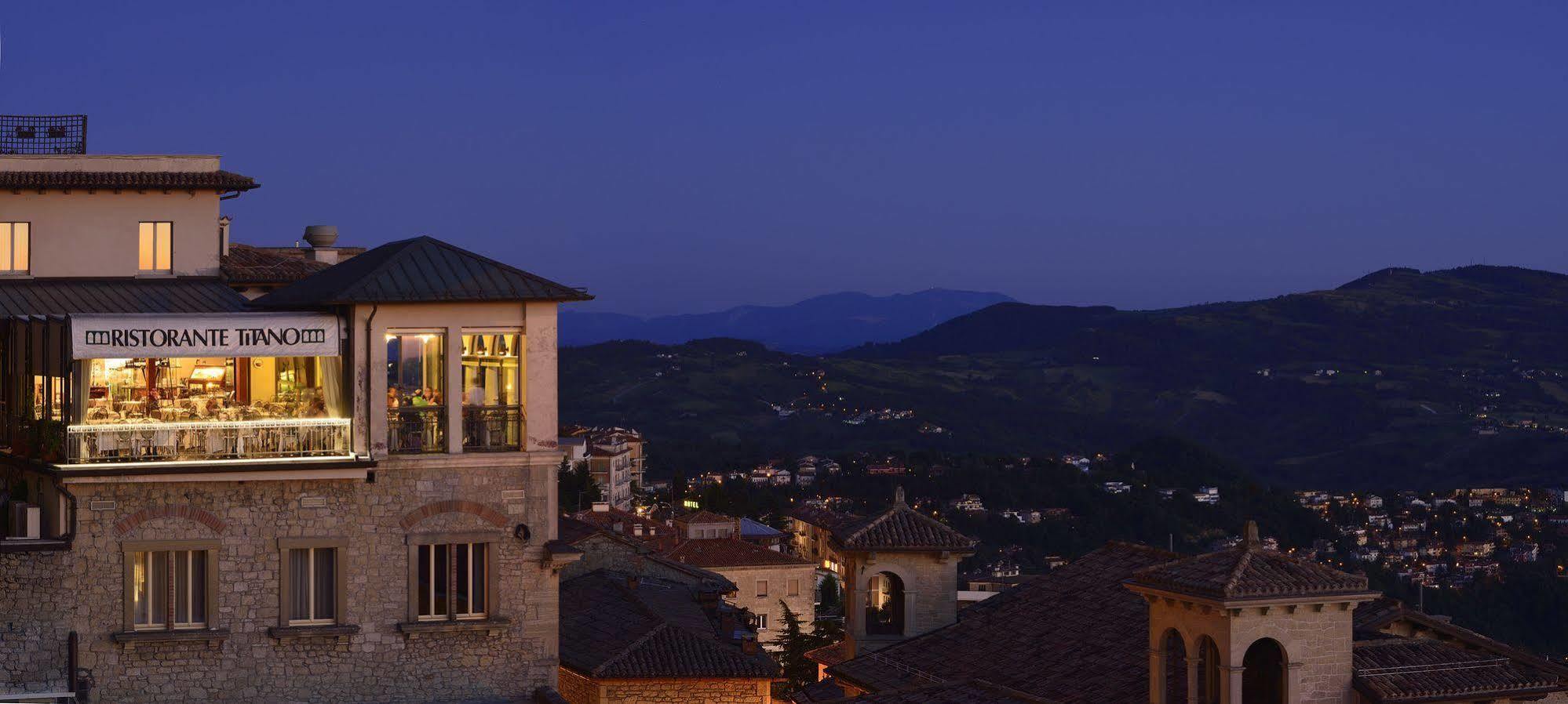 Titano Suites San Marino Exterior foto